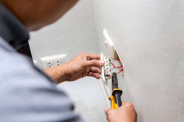 Electrical Outlet Repair in IA